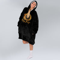 Load image into Gallery viewer, Sunflower Black - Dog Mom Wearable Blanket
