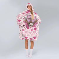 Load image into Gallery viewer, Valentine Western Blanket Hoodie
